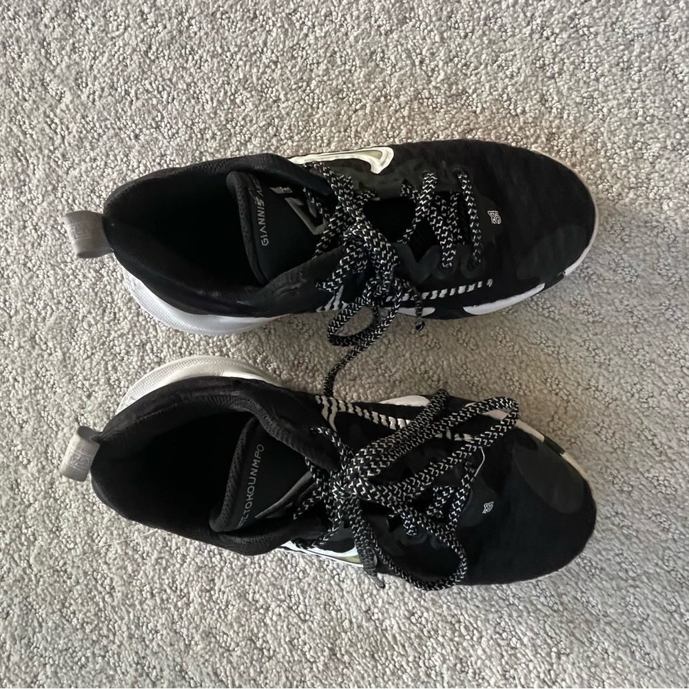 Boys Basketball Shoes